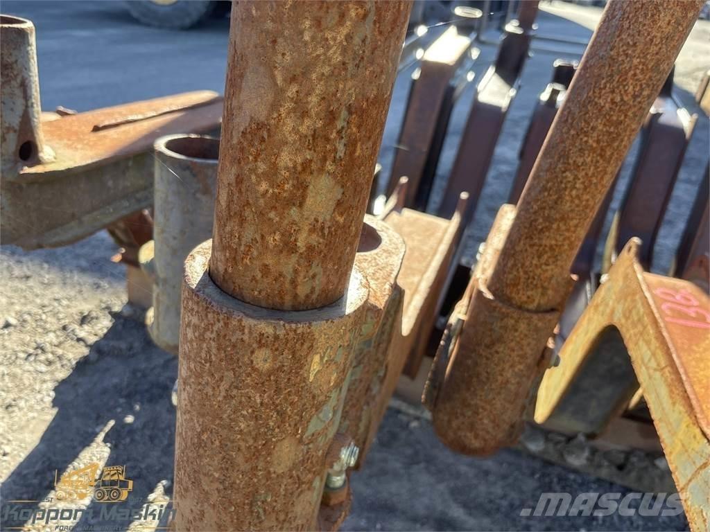 Valmet 860 Další komponenty