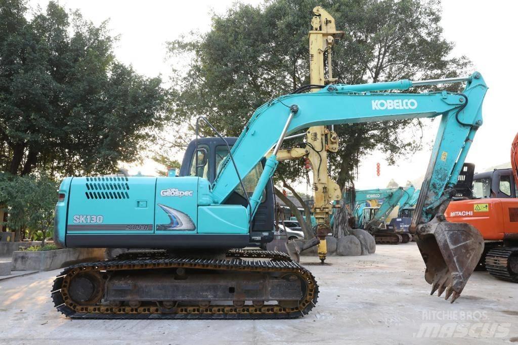 Kobelco SK130 Midi rýpadla 7t - 12t