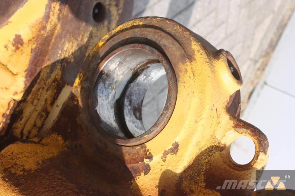 CAT D9H Ripper Ostatní komponenty