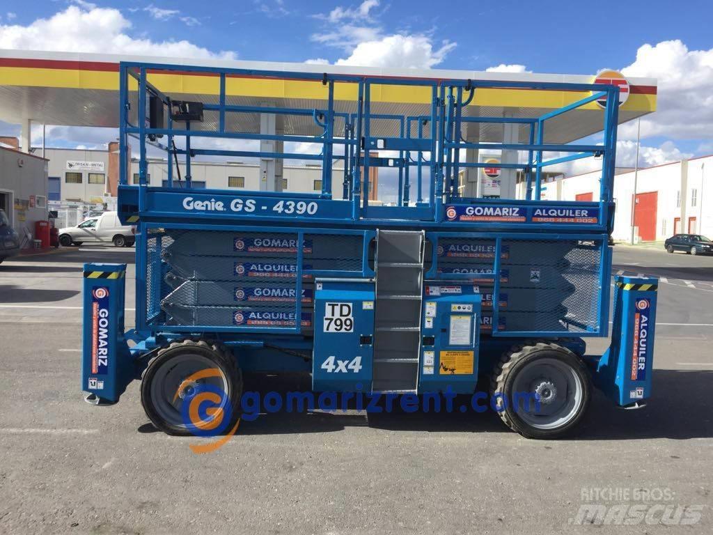Genie GS 4390 Nůžková zvedací plošina