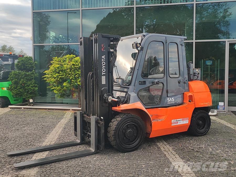 Toyota 02-7FD35 Dieselové vozíky