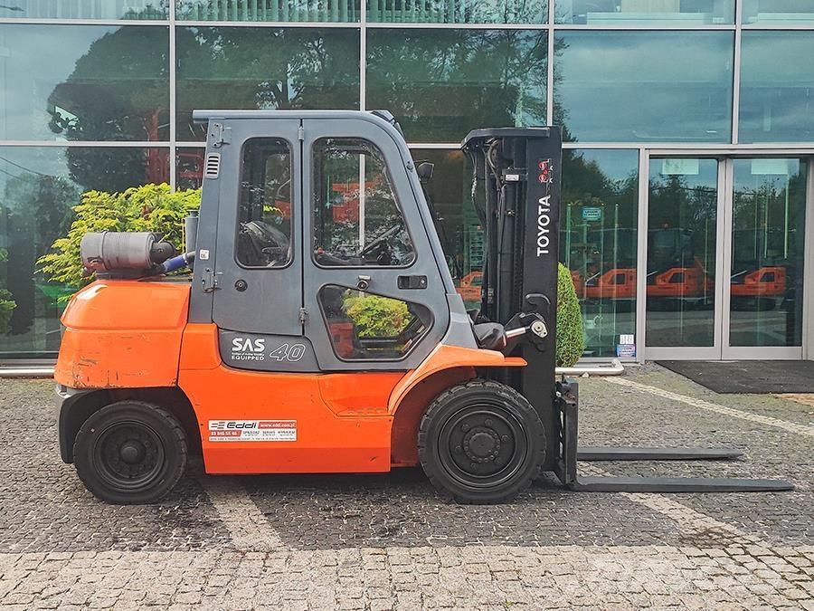 Toyota 02-7FD35 Dieselové vozíky