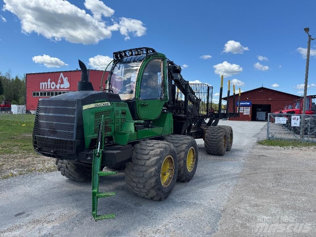 John Deere 1510G Vyvážecí traktory
