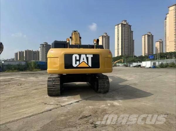 CAT 330 D Pásová rýpadla