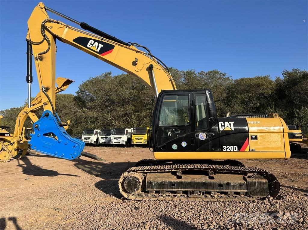 CAT 320 D L Pásová rýpadla