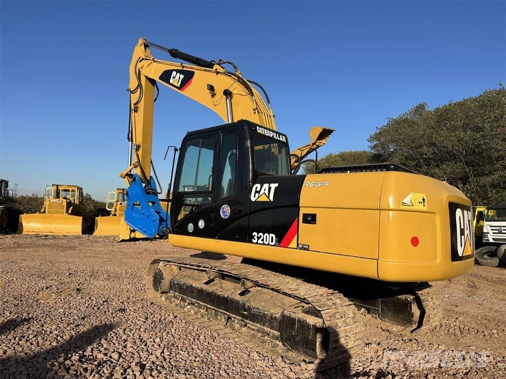 CAT 320 D L Pásová rýpadla
