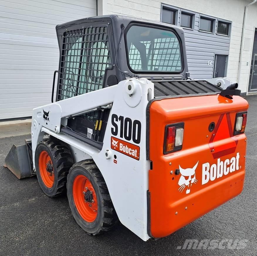 Bobcat S 100 Smykem řízené nakladače