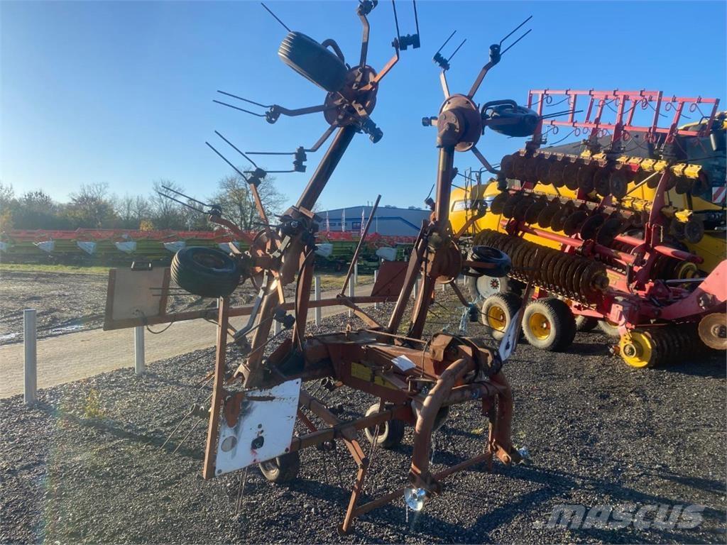 Kuhn Wender Obraceče a shrabovače sena