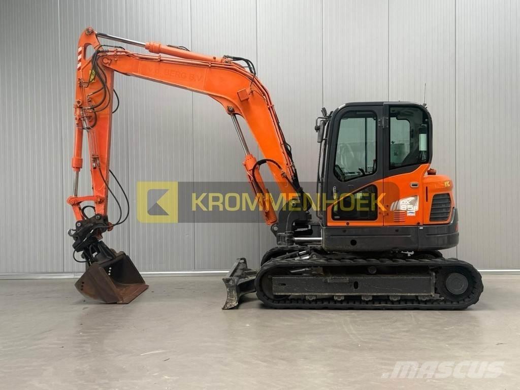 Doosan DX 85R-3 Midi rýpadla 7t - 12t