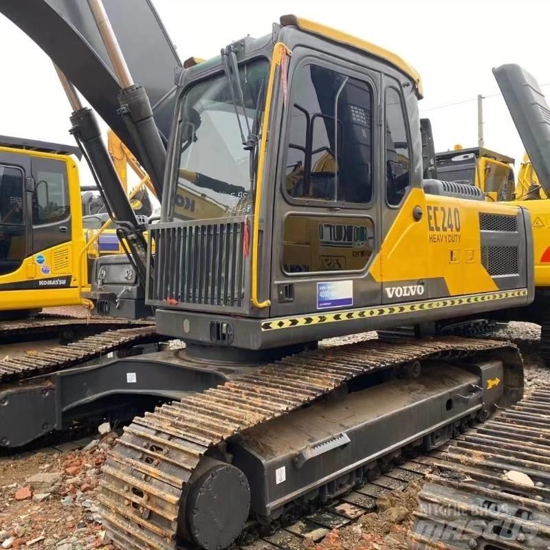 Volvo EC 240 Pásová rýpadla