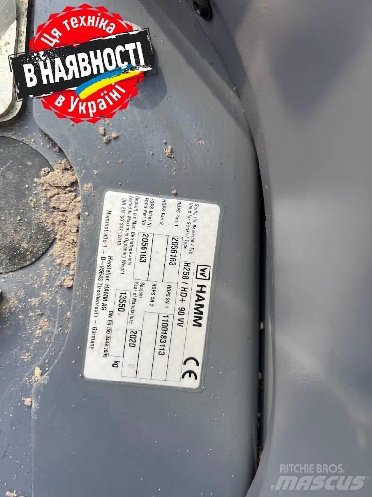 Hamm HD 90 VV Tandemové válce