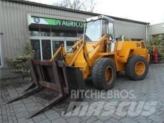 JCB 420 Kolové nakladače