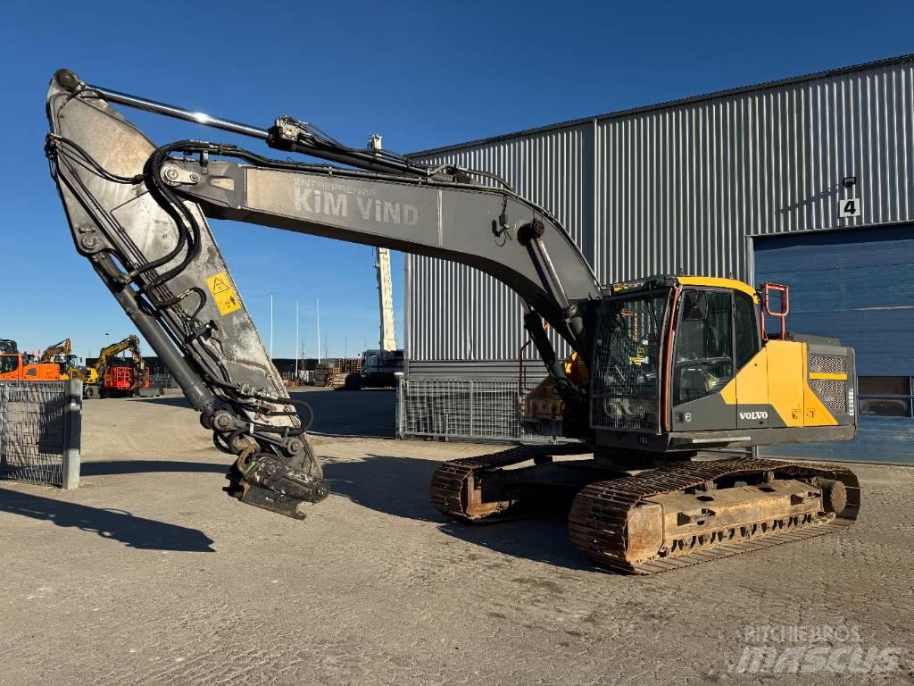Volvo EC 250 EL Pásová rýpadla