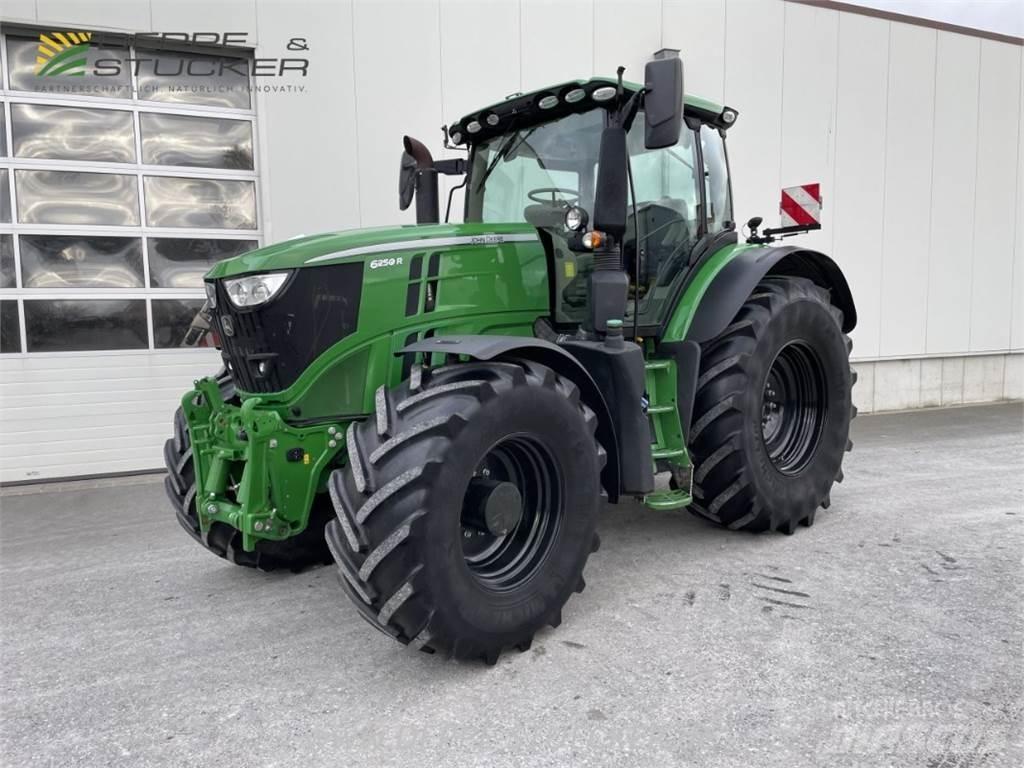 John Deere 6250R Traktory