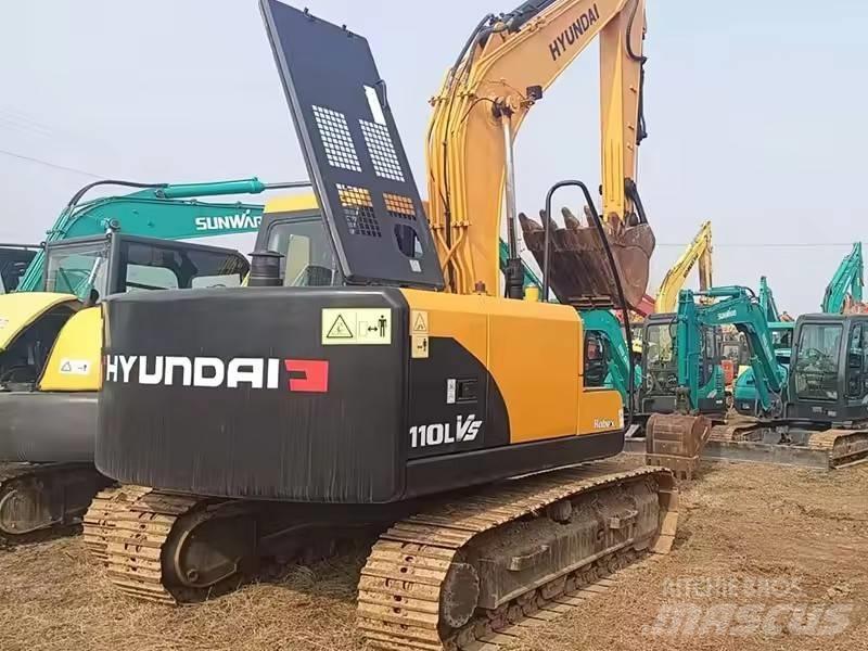 Hyundai 110 Midi rýpadla 7t - 12t
