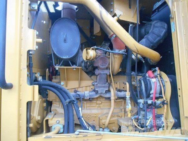 CAT 140M Grejdry