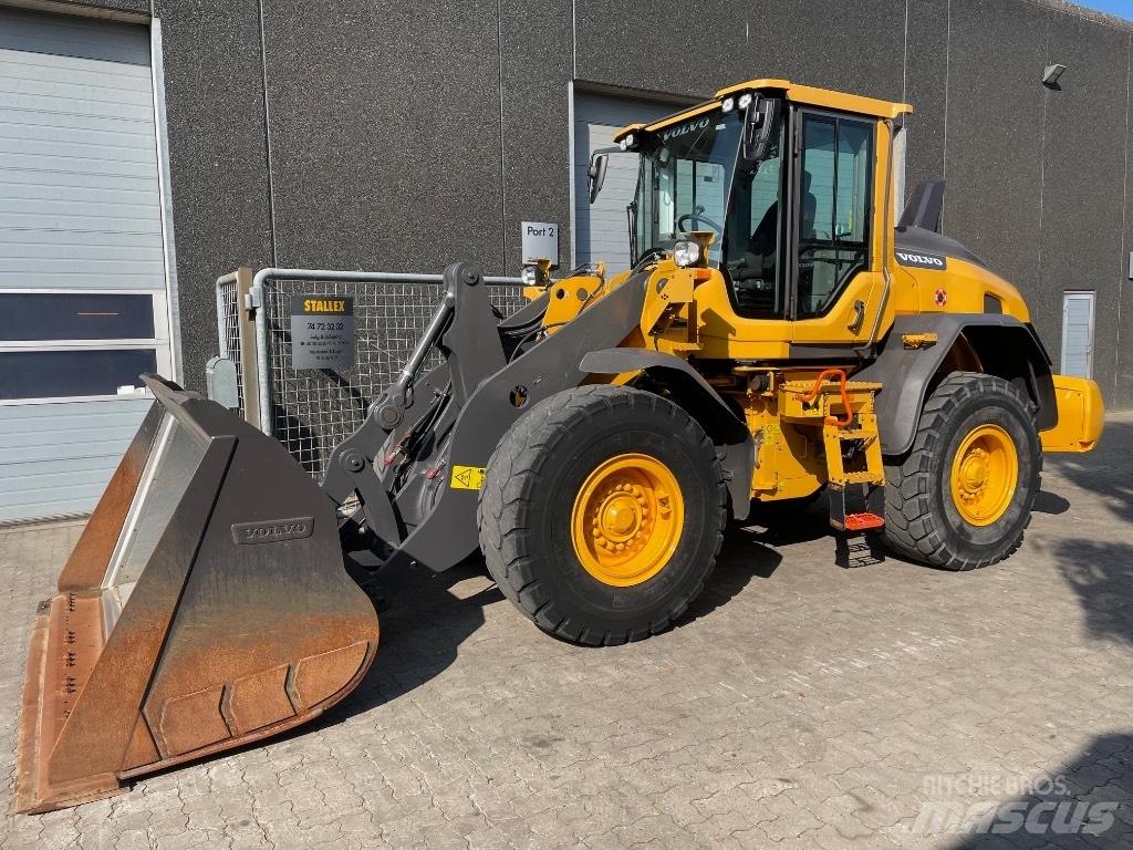 Volvo L70H Kolové nakladače