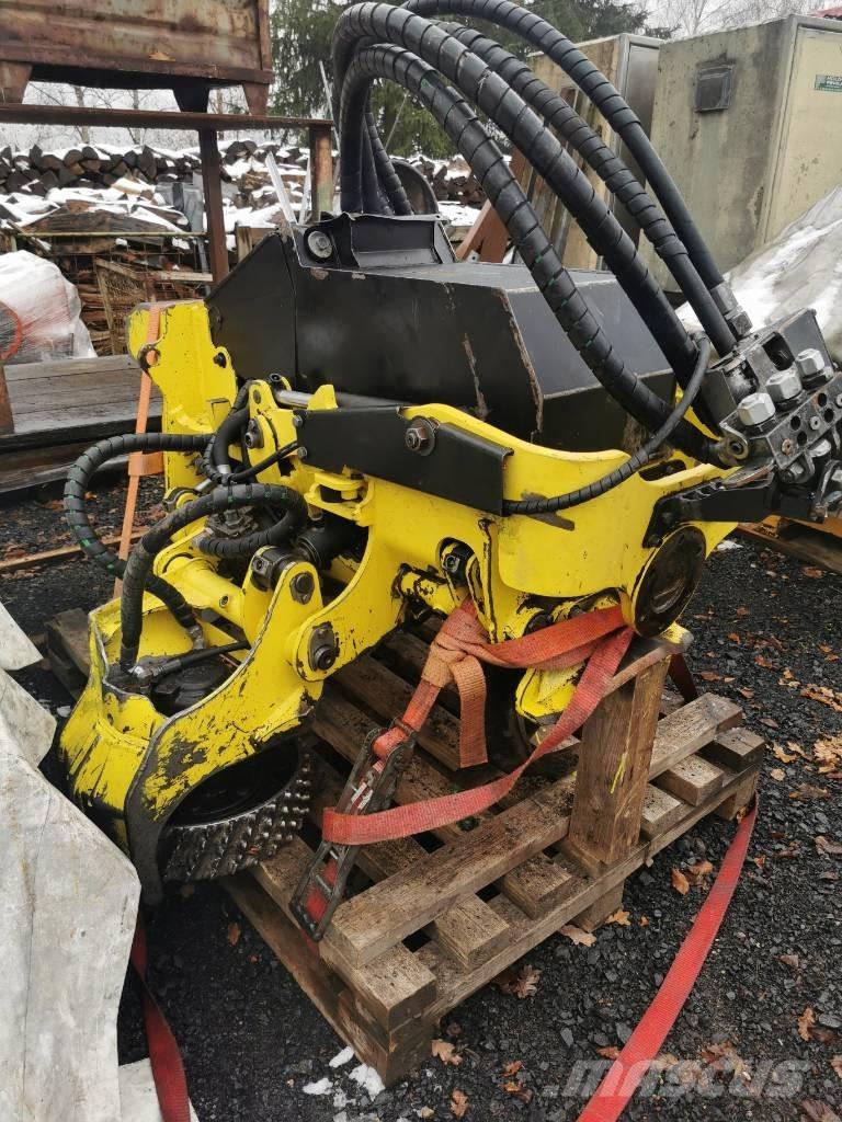 John Deere H 415 Těžební hlavy