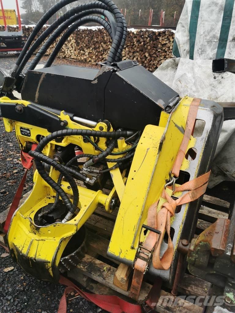 John Deere H 415 Těžební hlavy
