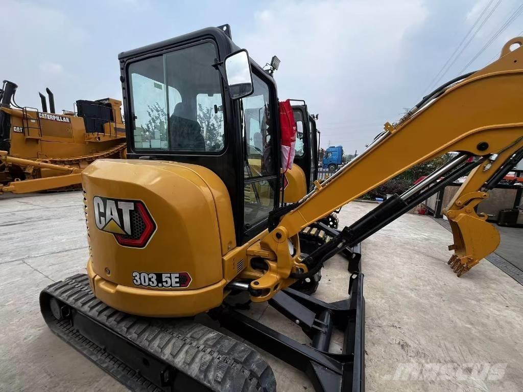CAT 303.5 E Mini rýpadla < 7t