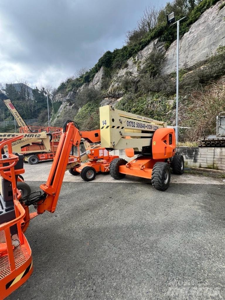 JLG AJ450 Kloubové plošiny
