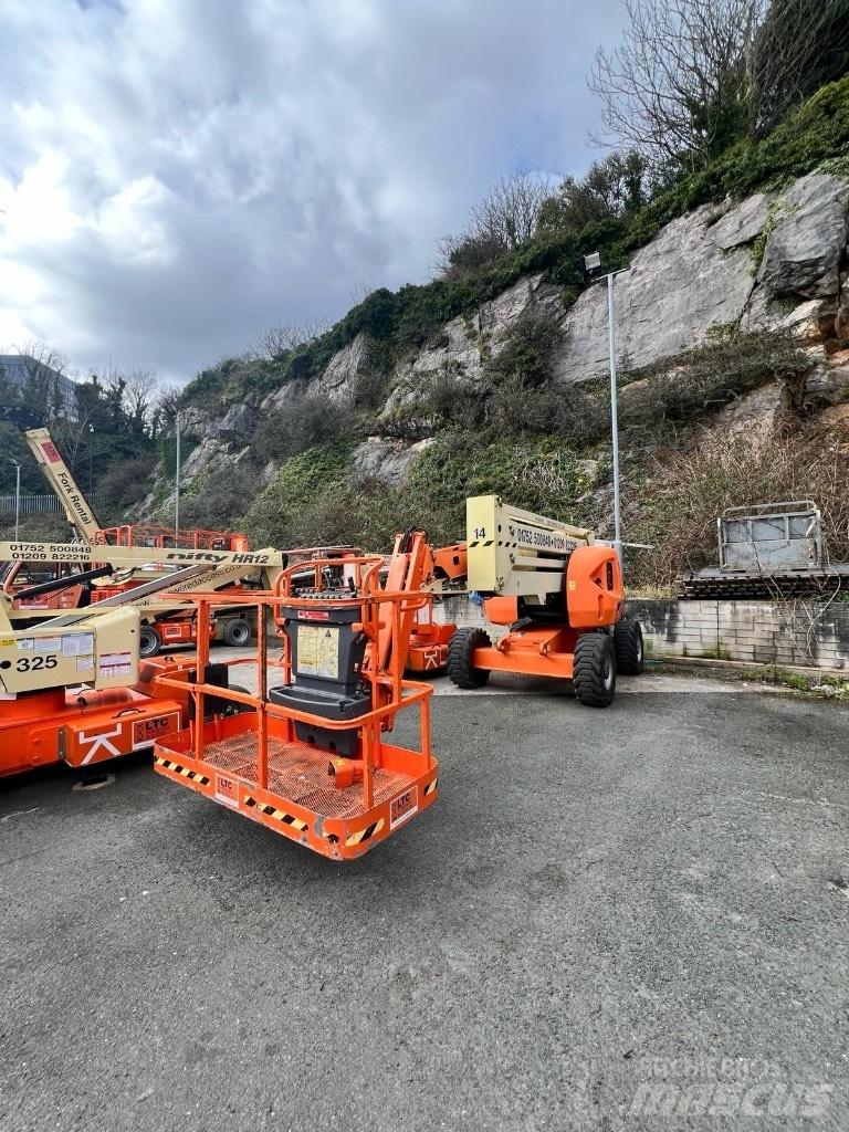 JLG AJ450 Kloubové plošiny