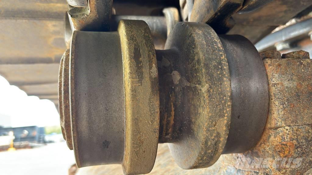 Hitachi ZX 350 LC-7 Pásová rýpadla