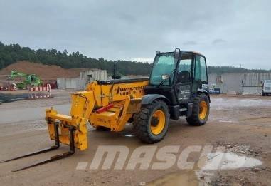 JCB 540-140 Teleskopické manipulátory
