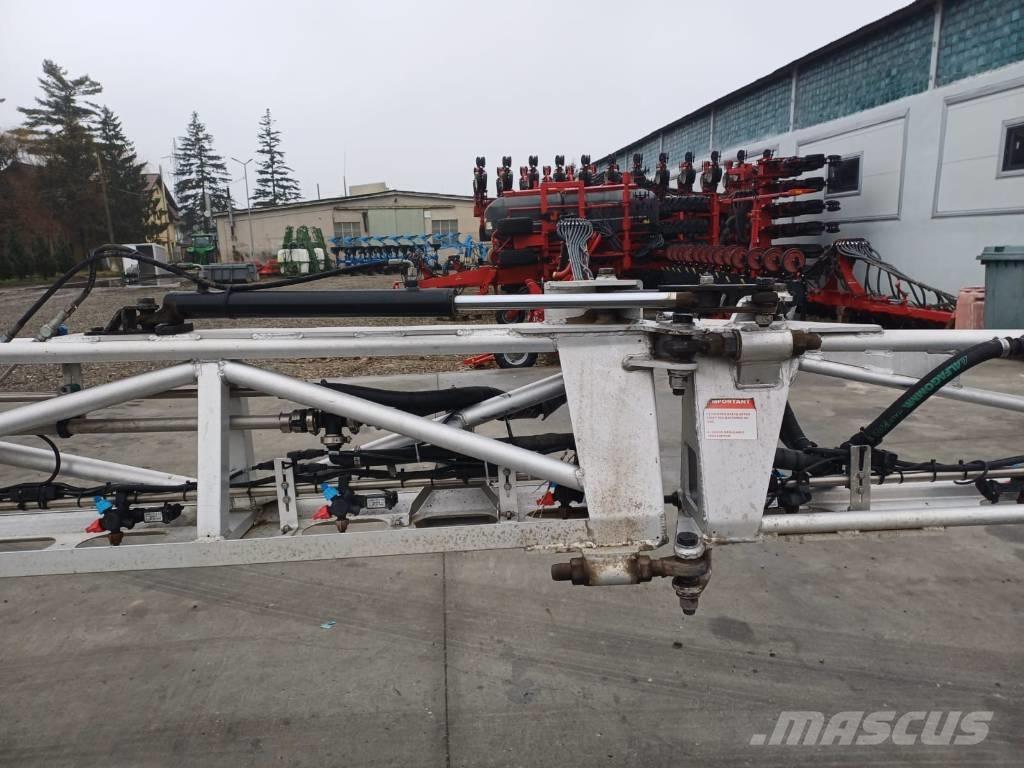 Fendt Rogator 635 Aplikátory tekutých hnojiv