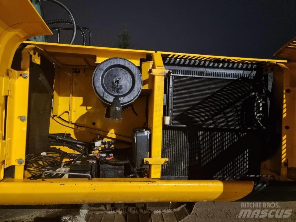 JCB JS 210 LC Pásová rýpadla