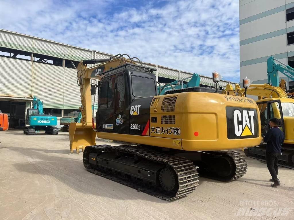 CAT 320 D Pásová rýpadla