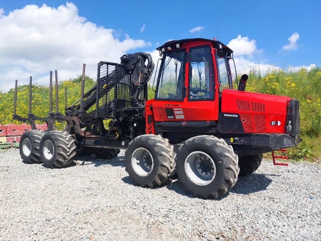 Komatsu 845 Vyvážecí traktory