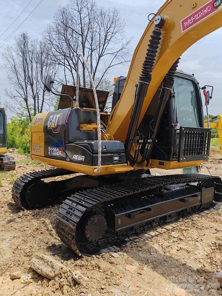 CAT 312D2GC Midi rýpadla 7t - 12t