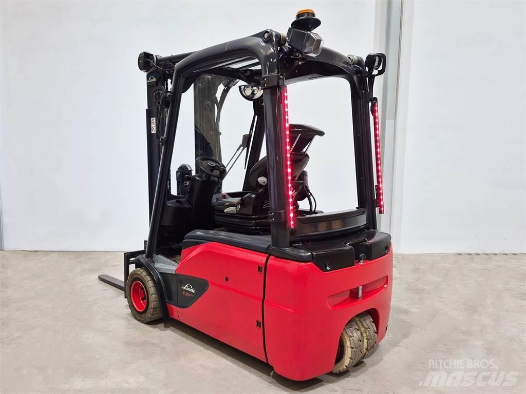 Linde E20L 02 386 Akumulátorové vozíky