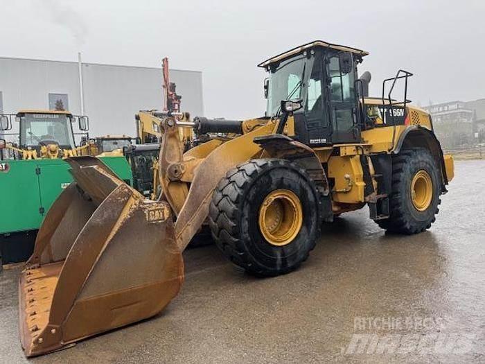 CAT 966M Kolové nakladače