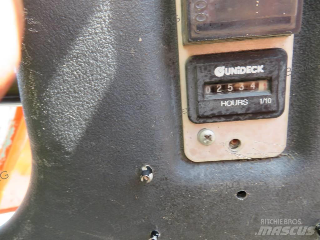 Ausa D 600 APG Vyklápěcí dempry