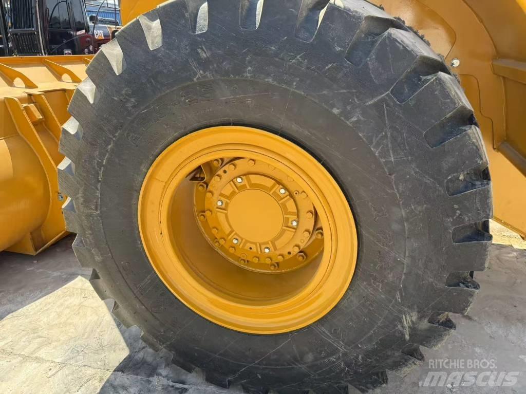 CAT 950 GC Kolové nakladače
