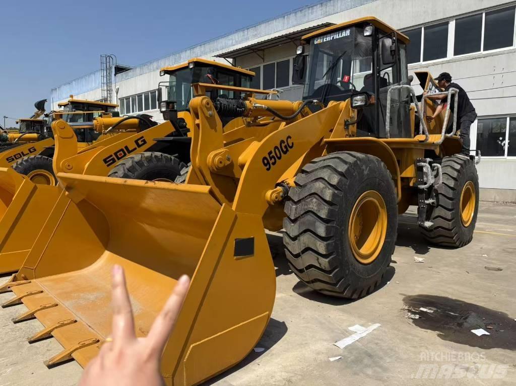 CAT 950 GC Kolové nakladače