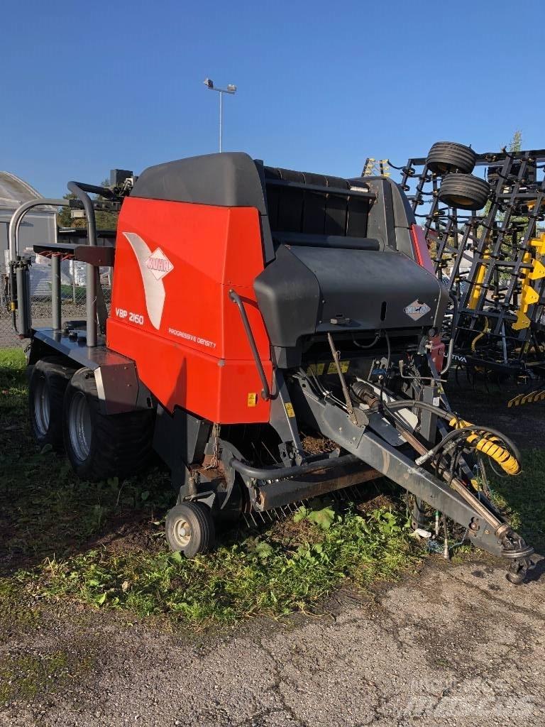 Kuhn 2160 VBP Lis na válcové balíky