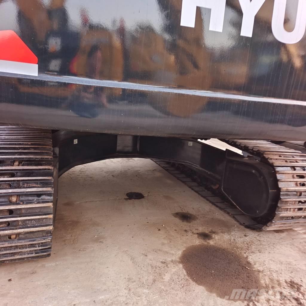 Hyundai 330LC-9T Pásová rýpadla