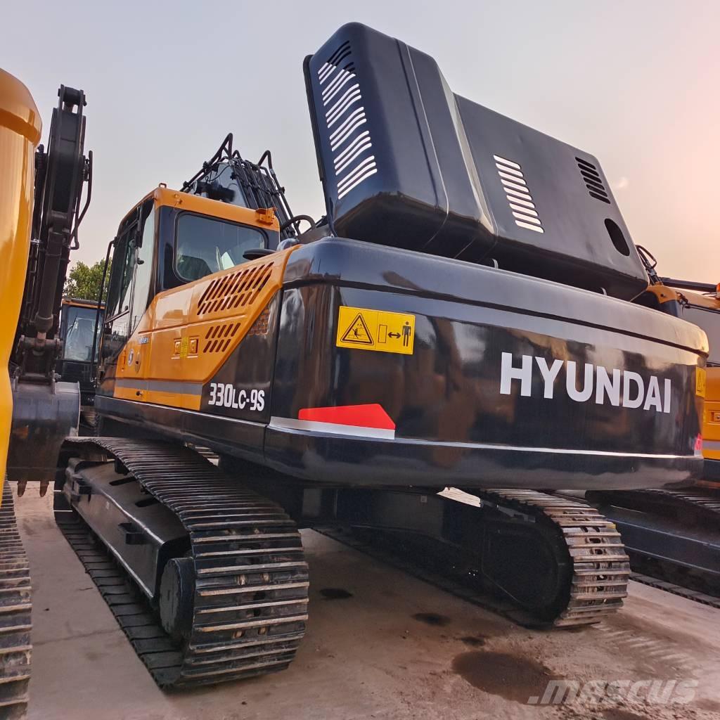 Hyundai 330LC-9T Pásová rýpadla