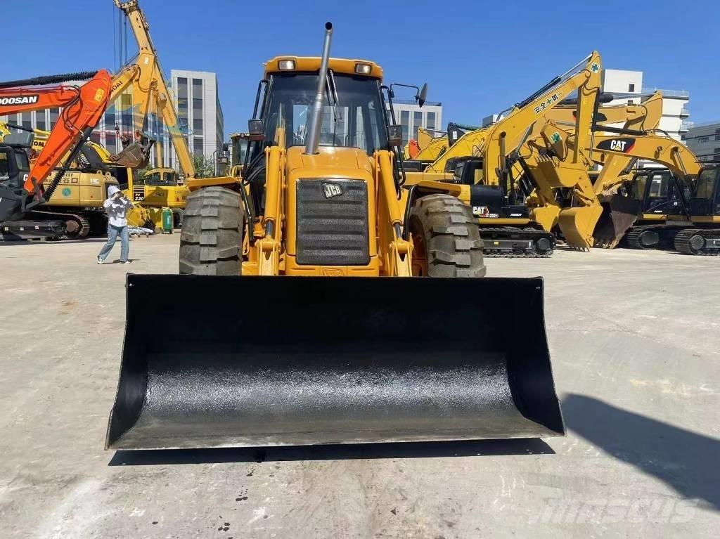 JCB 4 CX Rýpadlo-nakladače