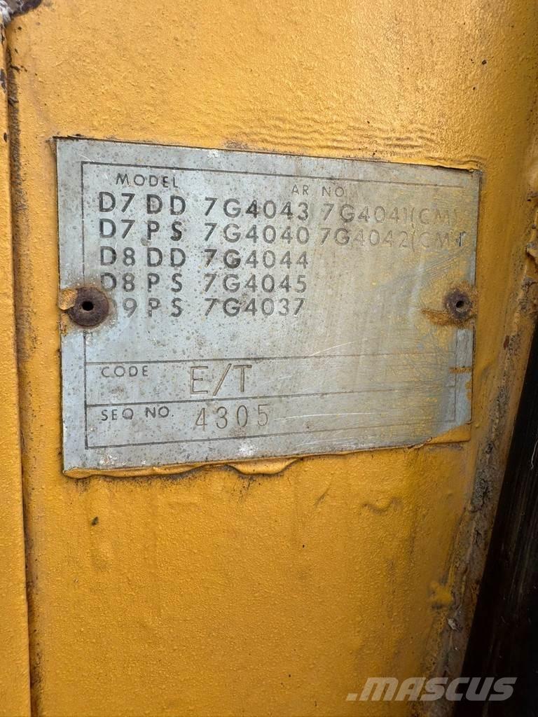 CAT D9H Pásové dozery