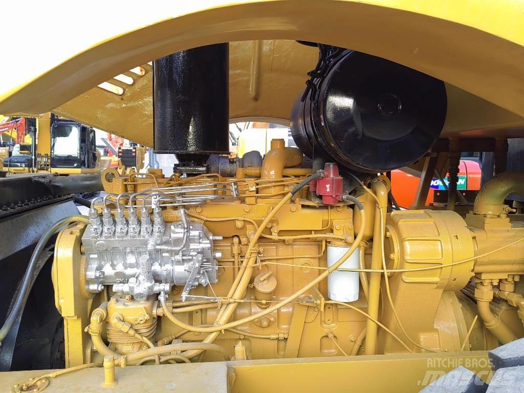 CAT GS683E Tahačové válce