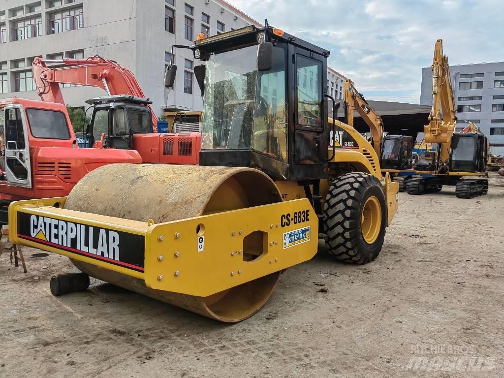 CAT GS683E Tahačové válce