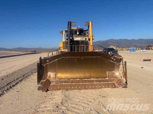CAT D 8 T Pásové dozery