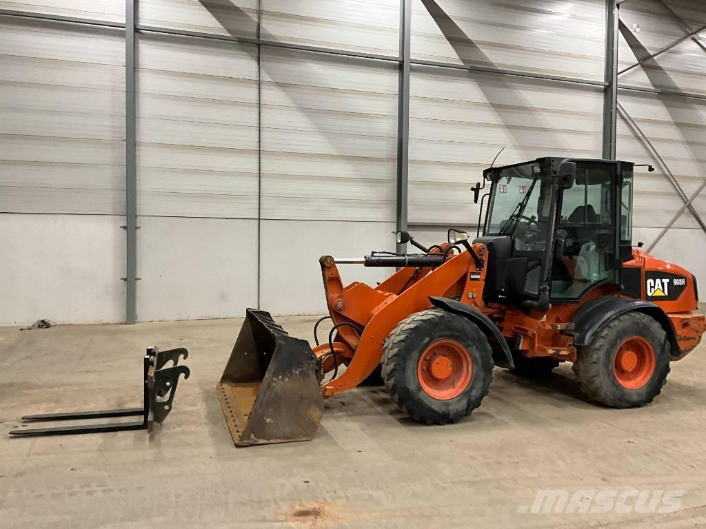 CAT 908 H Kolové nakladače