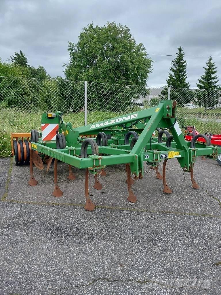Amazone Cenius 3001 Kultivátory
