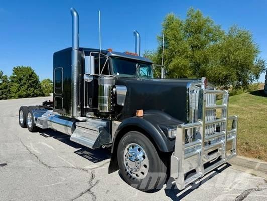 Kenworth W 900 Tahače