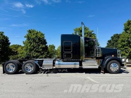 Kenworth W 900 Tahače